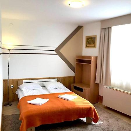 Art Eden Apartment Hajdúszoboszló Екстериор снимка