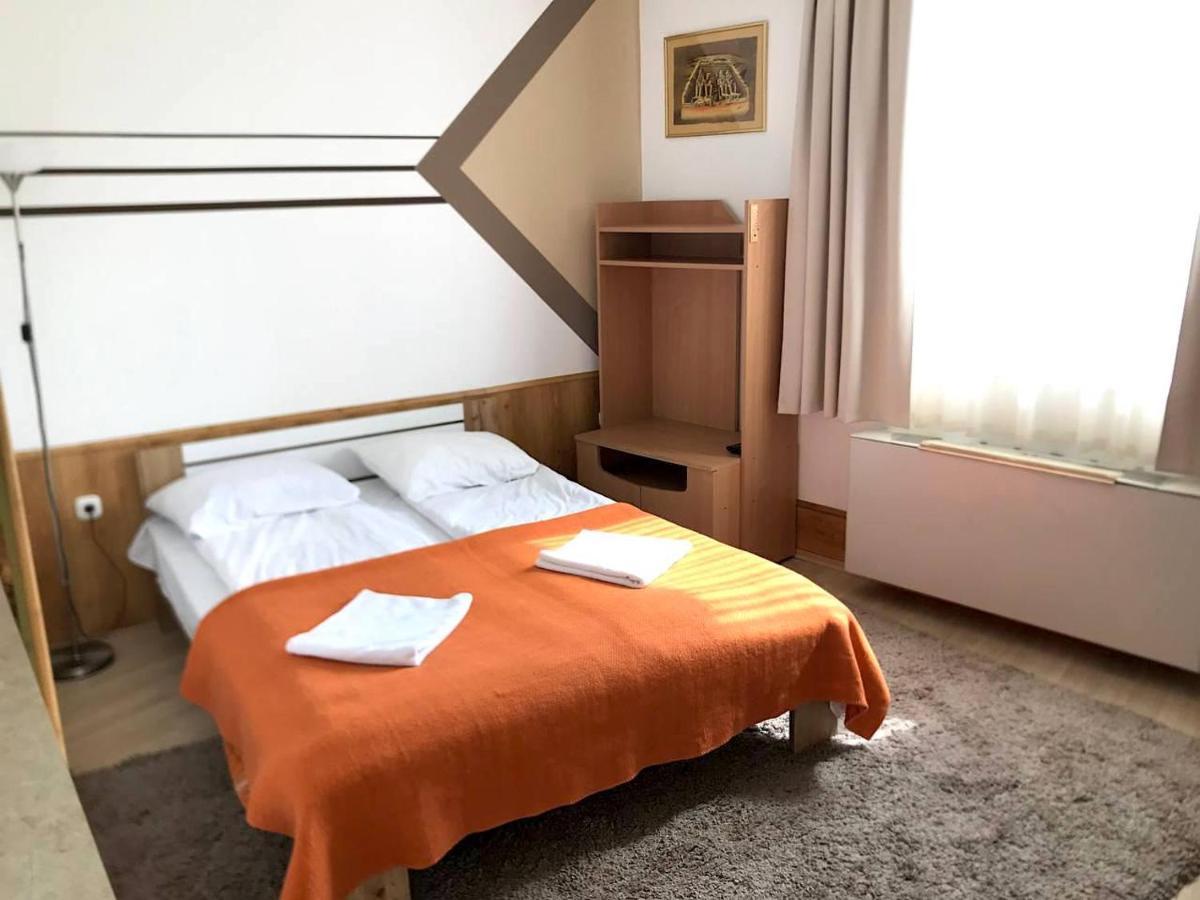 Art Eden Apartment Hajdúszoboszló Екстериор снимка